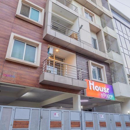 Housr Karen Hotel Bangalore Buitenkant foto