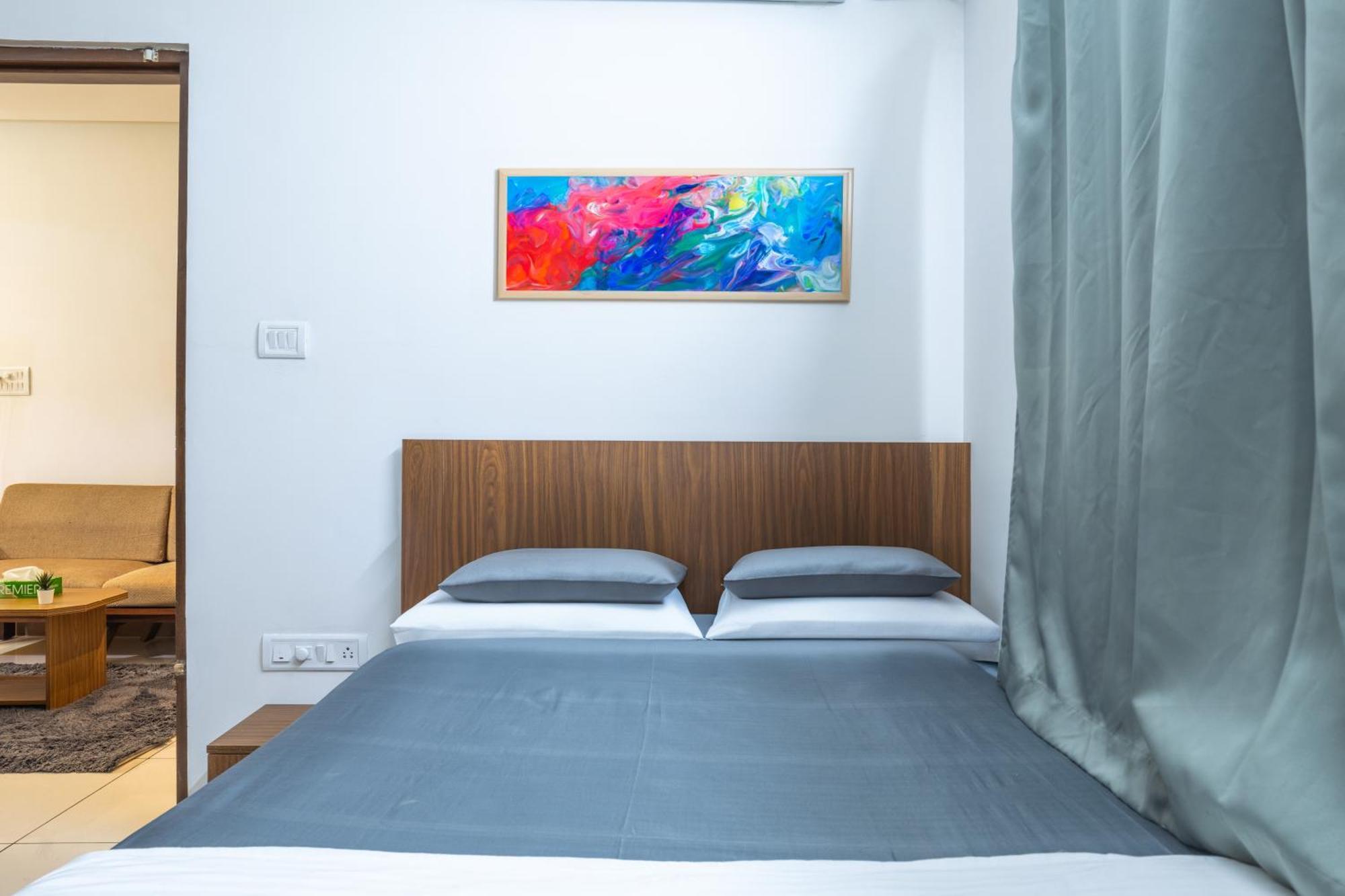 Housr Karen Hotel Bangalore Buitenkant foto
